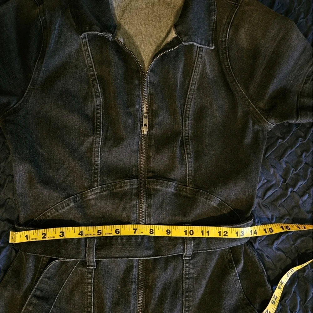 Black Jean Jumpsuit-NWOT-Size Medium - Picture 8 of 16